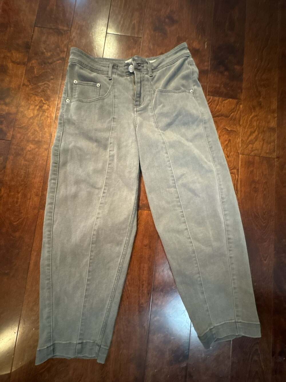 LOGO by Lori Goldstein Petite Gray Barrel Leg Ankle Jeans Sz 6P